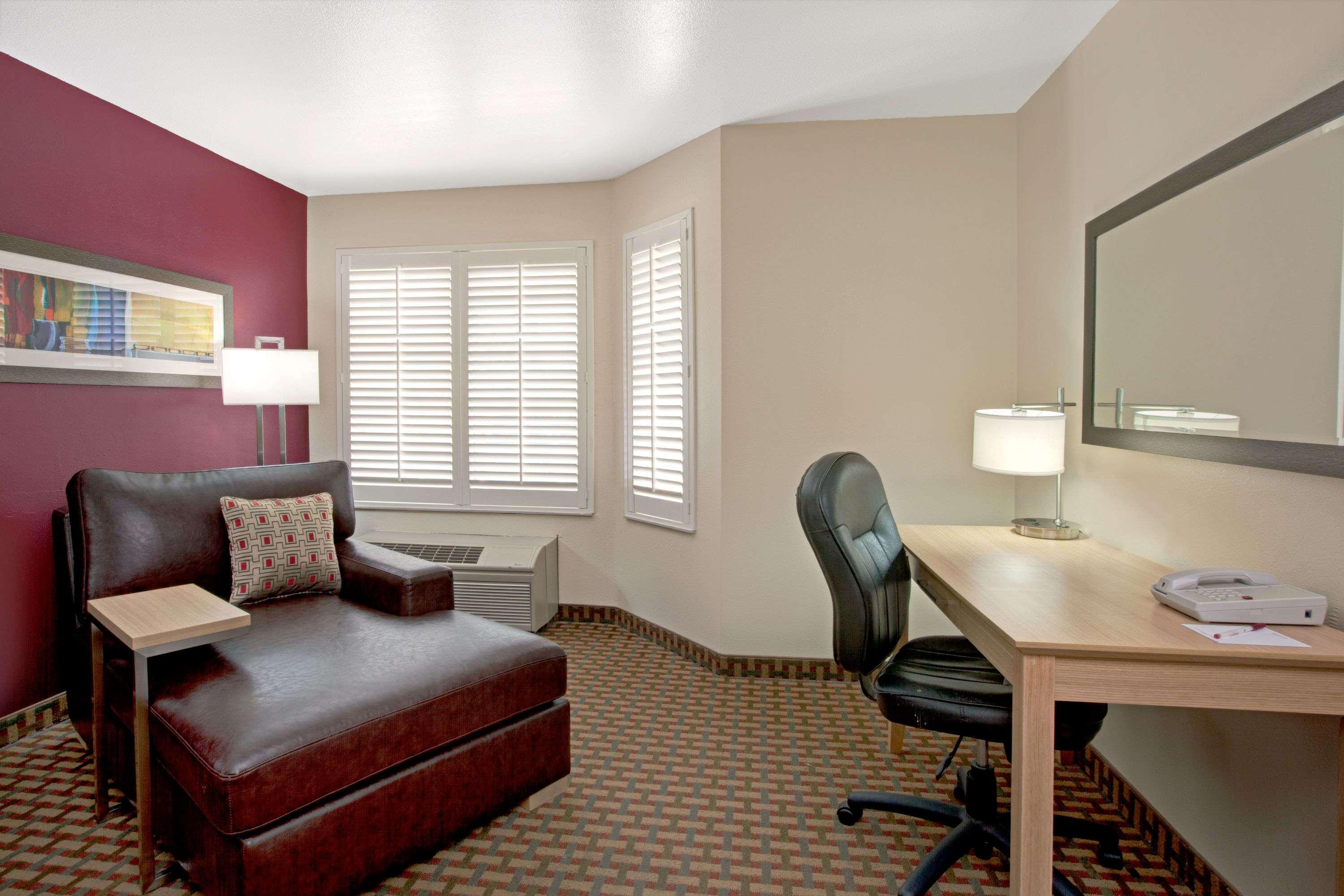 Ramada Limited And Suites San Francisco Airport South San Francisco Exterior photo